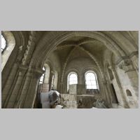 Saint-Leu-d'Esserent, photo on mappinggothic.org, Narthex chapel triforium level,3.jpg